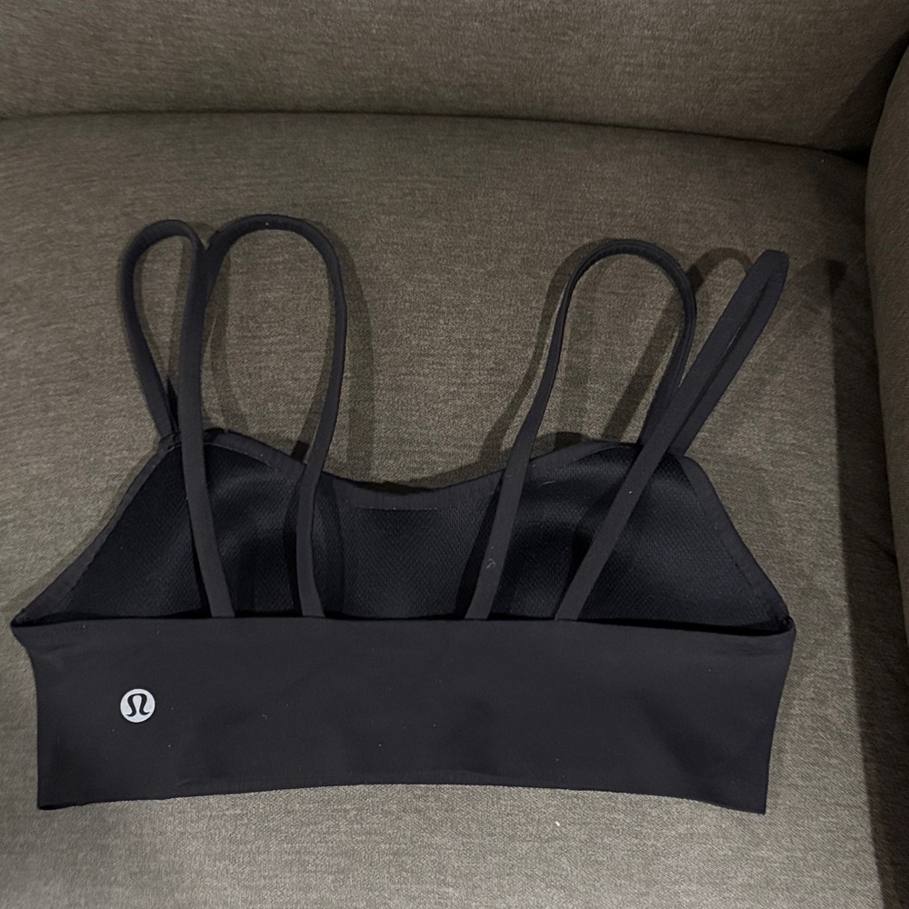 lululemon Black like a cloud Sports Bra